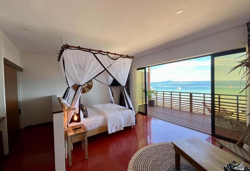 Hotel Maison Ylang Dive Center