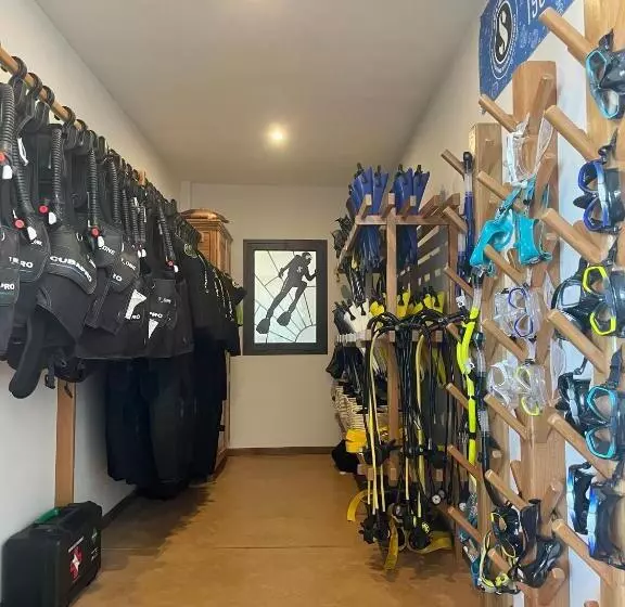 هتل Maison Ylang Dive Center