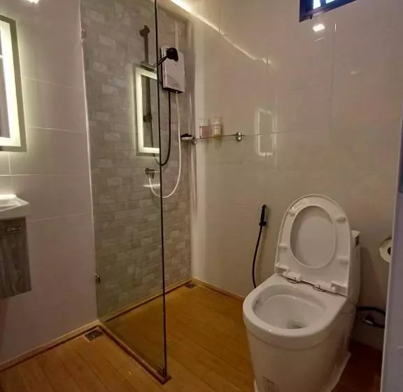 Lake Hill Resort Kanchanaburi