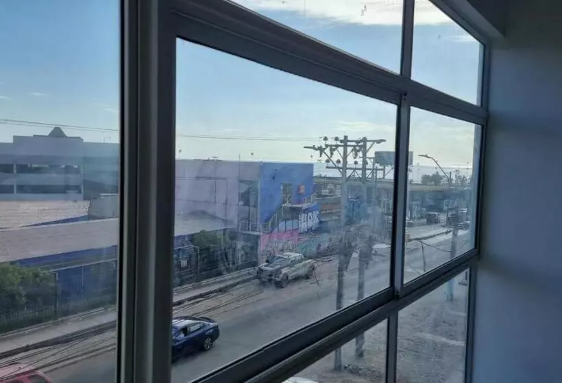 ペンション Vistara Suites