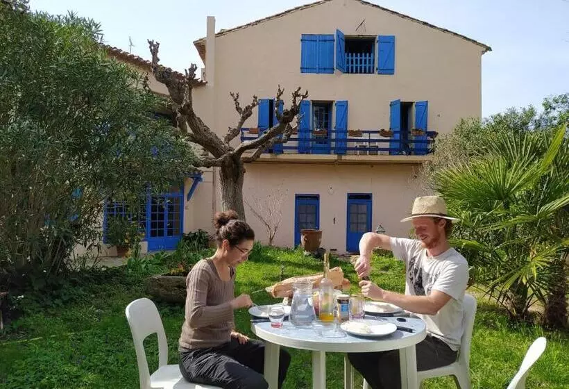 ベッドアンドブレックファースト Chambres D Hôtes Les Arbousiers