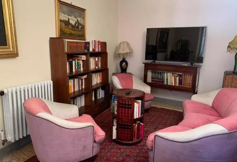 Hotelli Albergo Dell Angelo