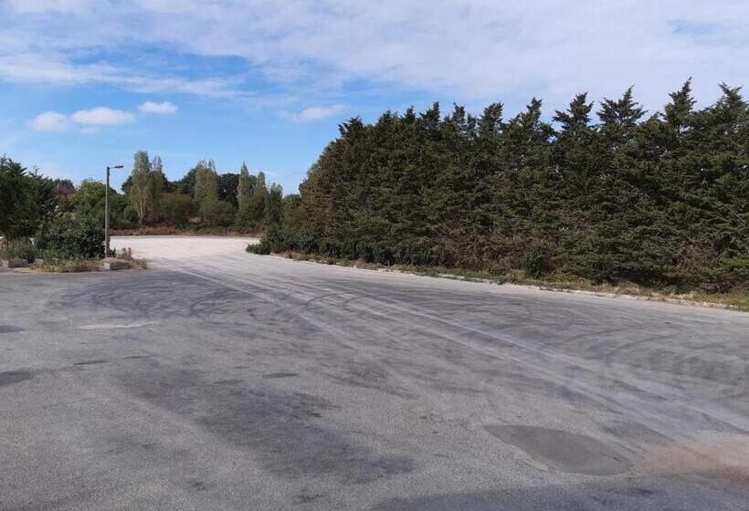 בית מלון כפרי Hôtel Restaurant Le Gibet