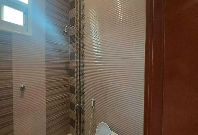 ホテル Oyo 621 Ibs2 For Residential Units
