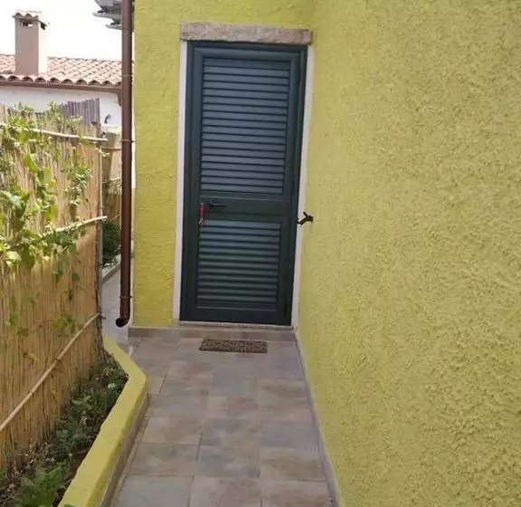 ペンション B&b Li Salcuneddi