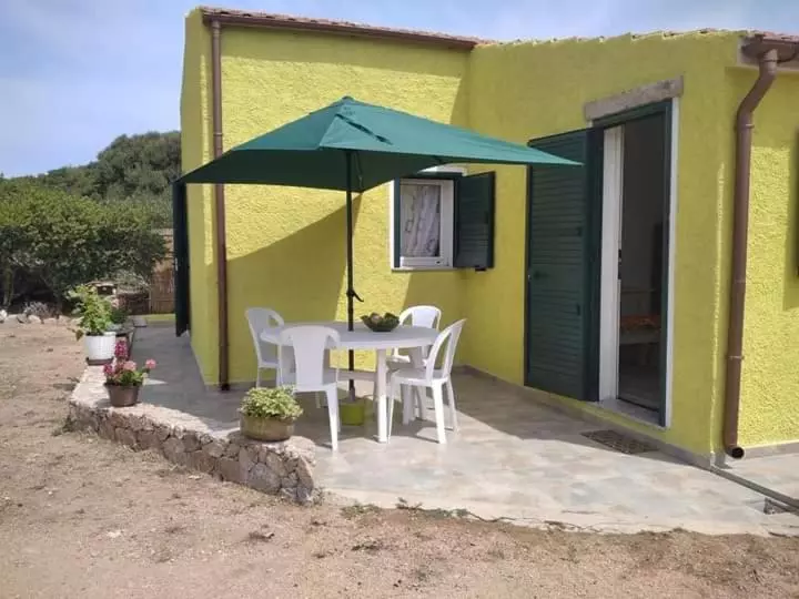 ペンション B&b Li Salcuneddi