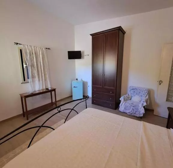 ペンション B&b Li Salcuneddi