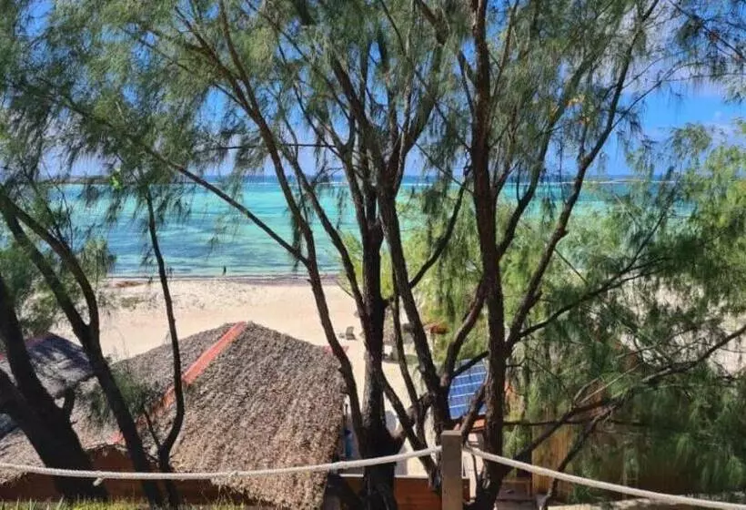 استراحتگاه Madakitecamp