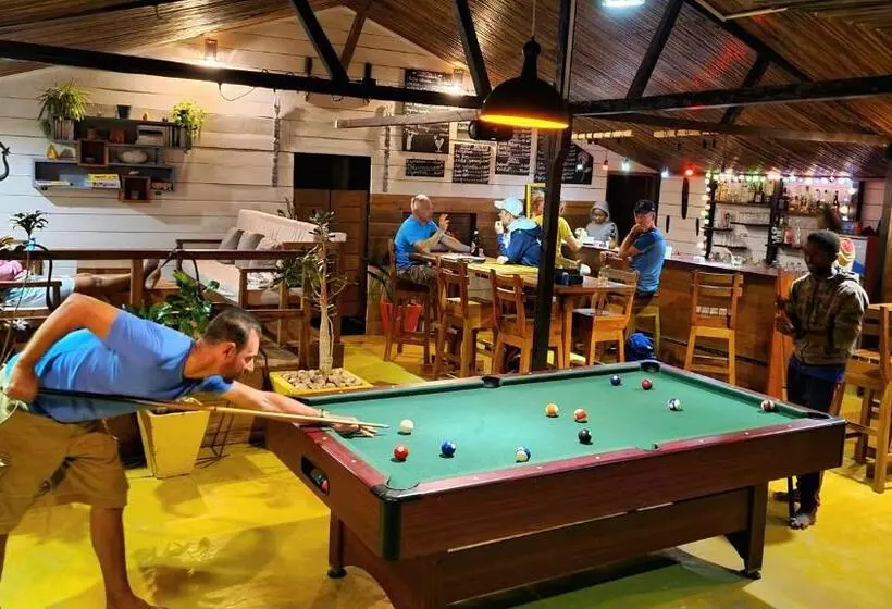 استراحتگاه Madakitecamp