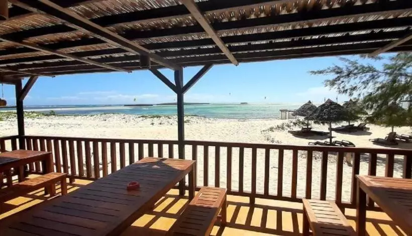 استراحتگاه Madakitecamp