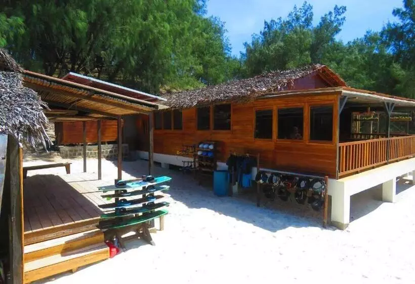 استراحتگاه Madakitecamp