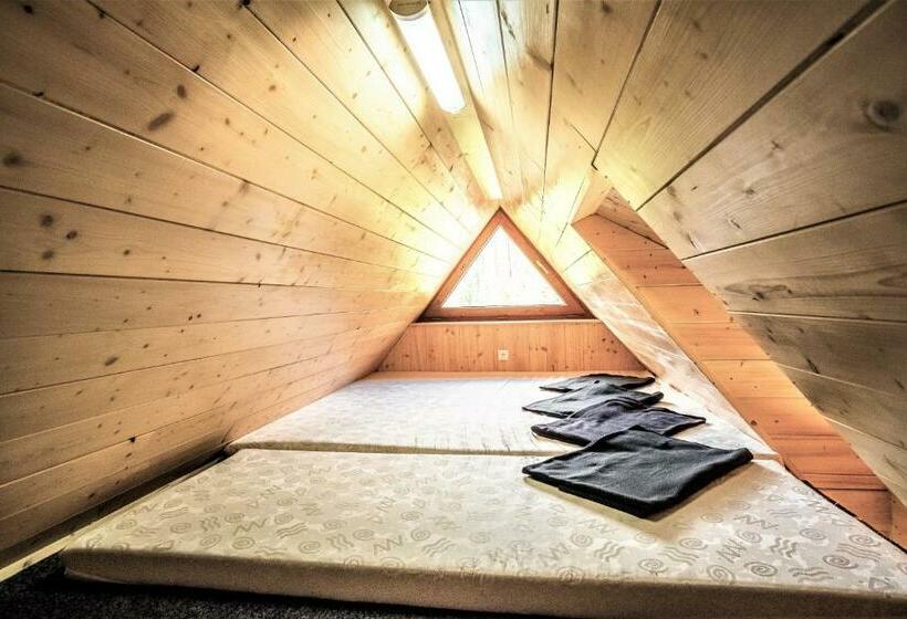 旅馆 ťatliakova Chata