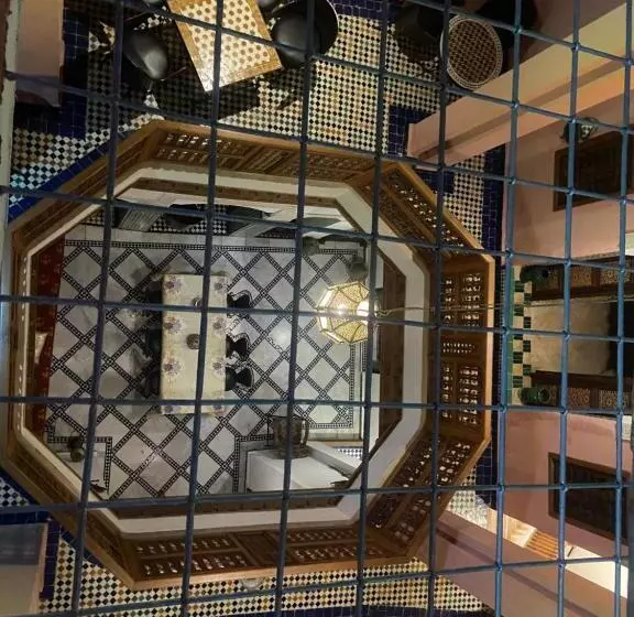 تختخواب و صبحانه Dar Mchachti Fes