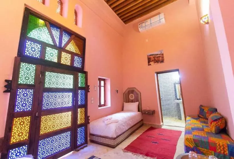 تختخواب و صبحانه Dar Mchachti Fes