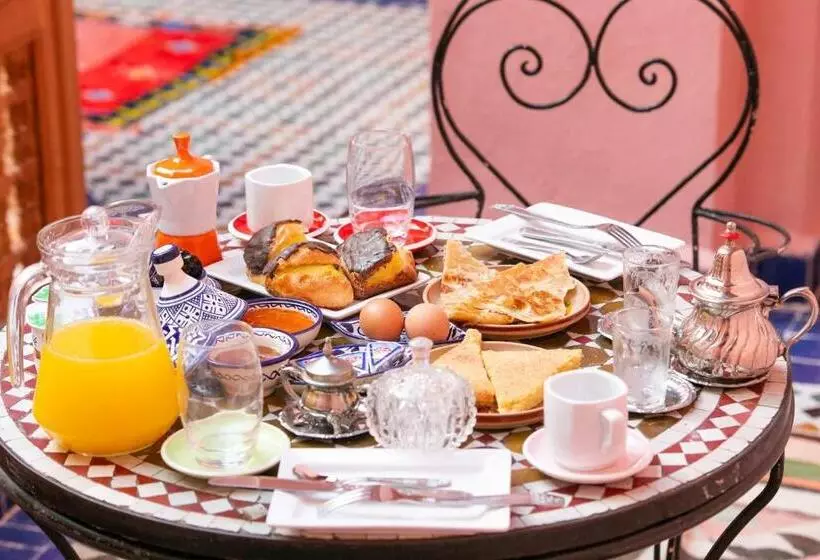 تختخواب و صبحانه Dar Mchachti Fes