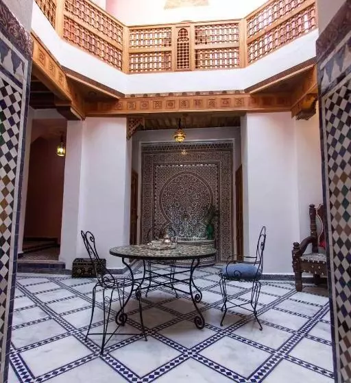 تختخواب و صبحانه Dar Mchachti Fes