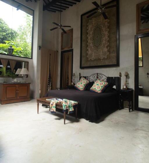 호텔 Coqui Coqui Meson De Malleville   Valladolid