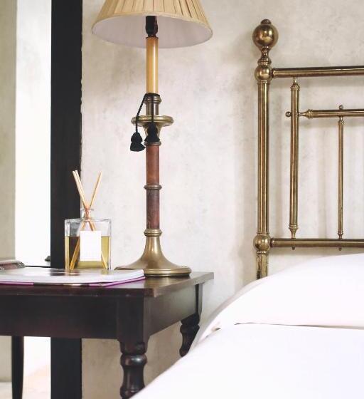 호텔 Coqui Coqui Meson De Malleville   Valladolid