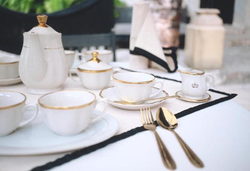 호텔 Coqui Coqui Meson De Malleville   Valladolid