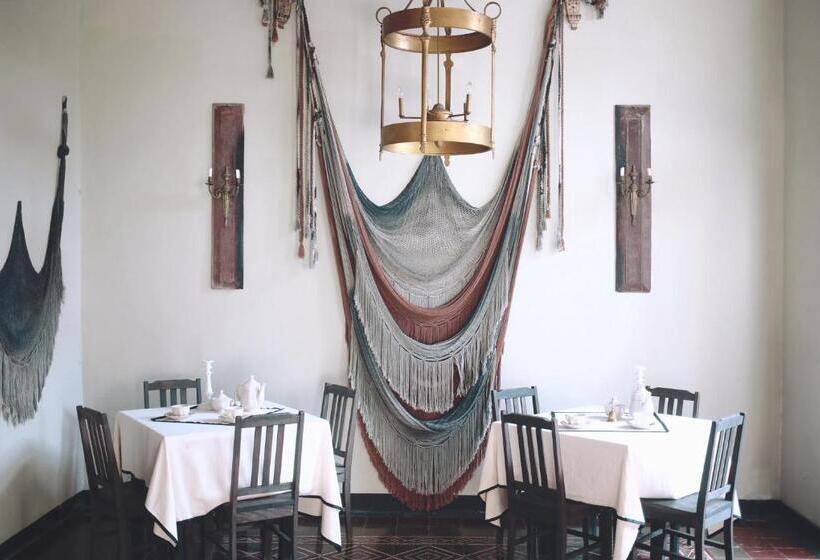 호텔 Coqui Coqui Meson De Malleville   Valladolid