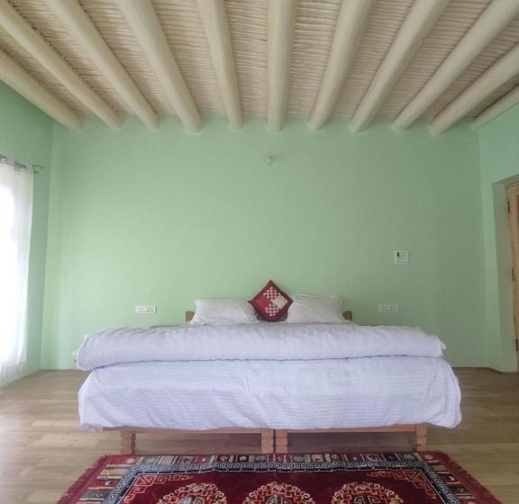 פנסיון Streamlet Homestay