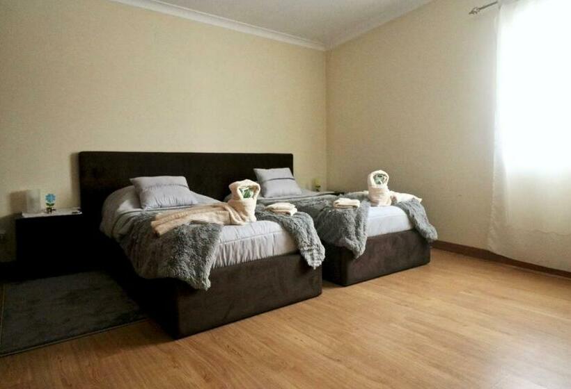 פנסיון West Spring House