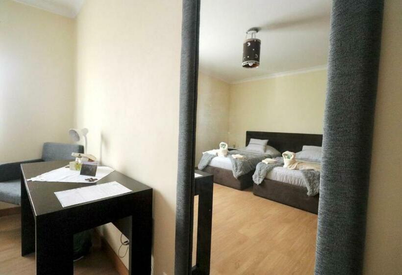 פנסיון West Spring House