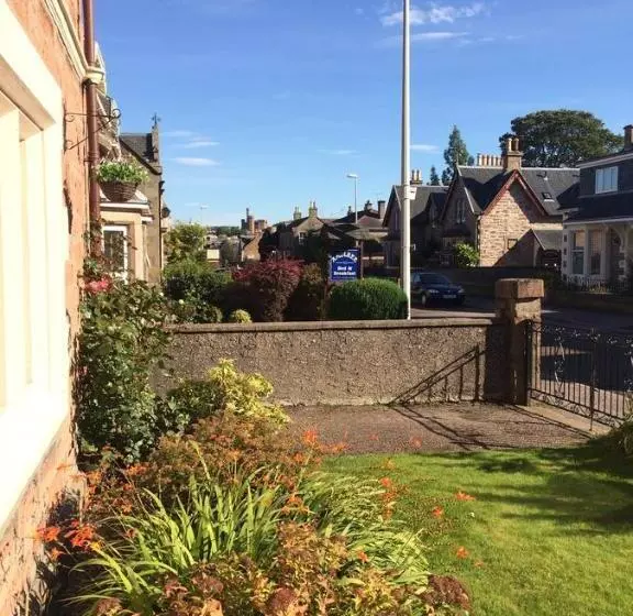 تختخواب و صبحانه Atherstone Guest House