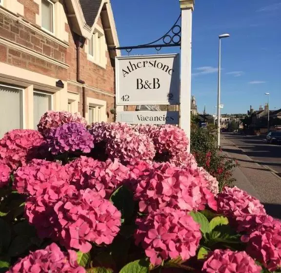 تختخواب و صبحانه Atherstone Guest House