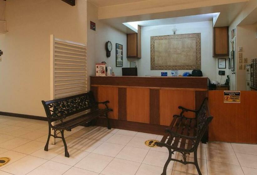 Hotel El Rico Suite Makati By Reddoorz