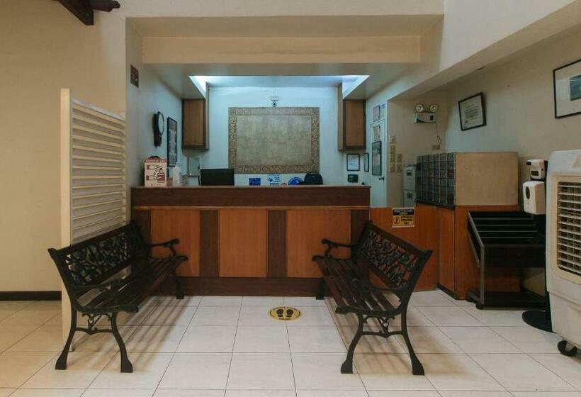 Hotel El Rico Suite Makati By Reddoorz
