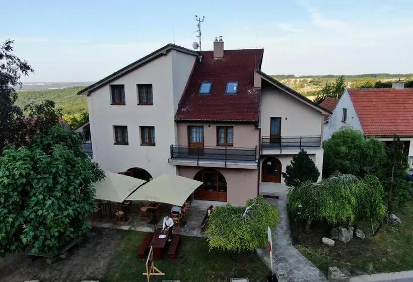 ペンション Comfort Pálava, Penzion & Restaurant