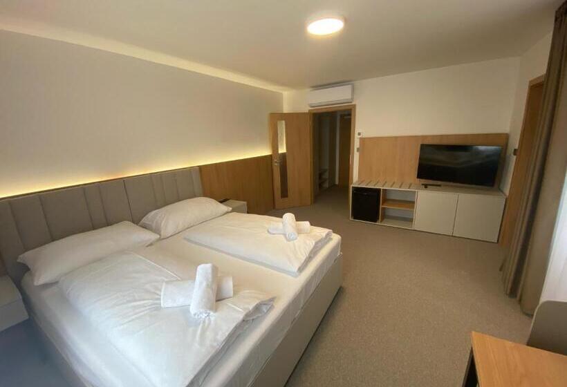 ペンション Comfort Pálava, Penzion & Restaurant