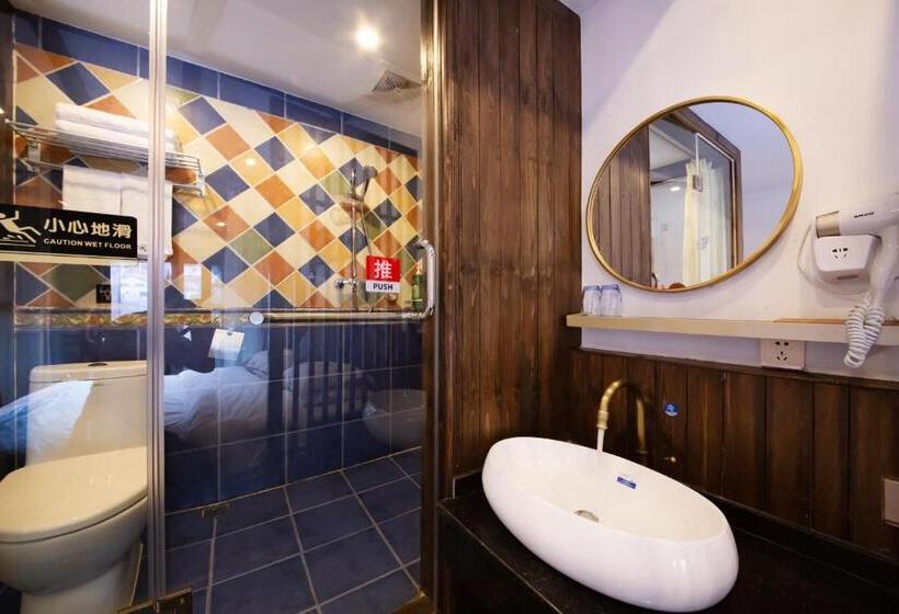 Pensjonat Fenghuang Slowly Time Inn