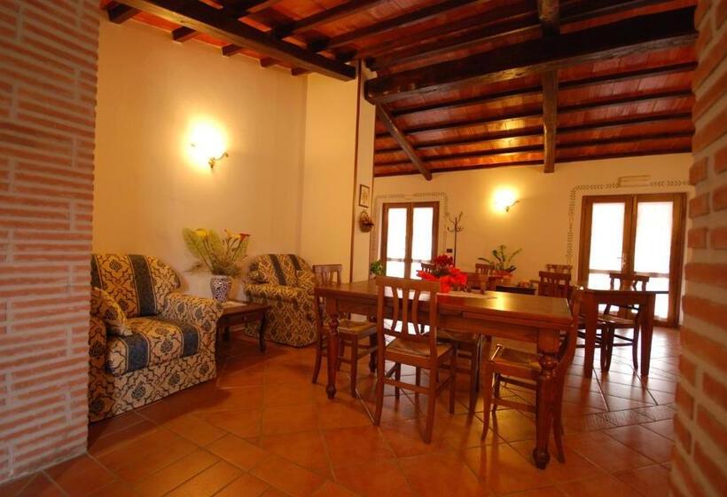 فندق Agriturismo La Baroncella