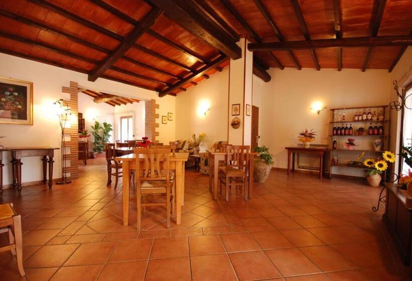 Szálloda Agriturismo La Baroncella