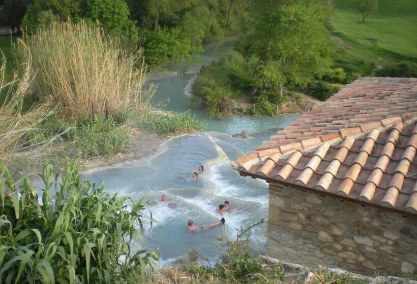 فندق Agriturismo La Baroncella