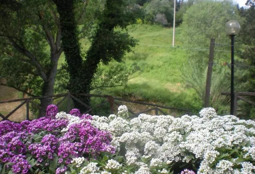 Hotelli Agriturismo La Baroncella