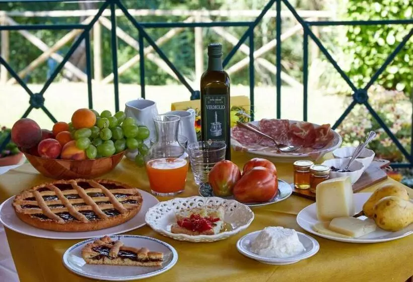 Hotelli Agriturismo La Baroncella