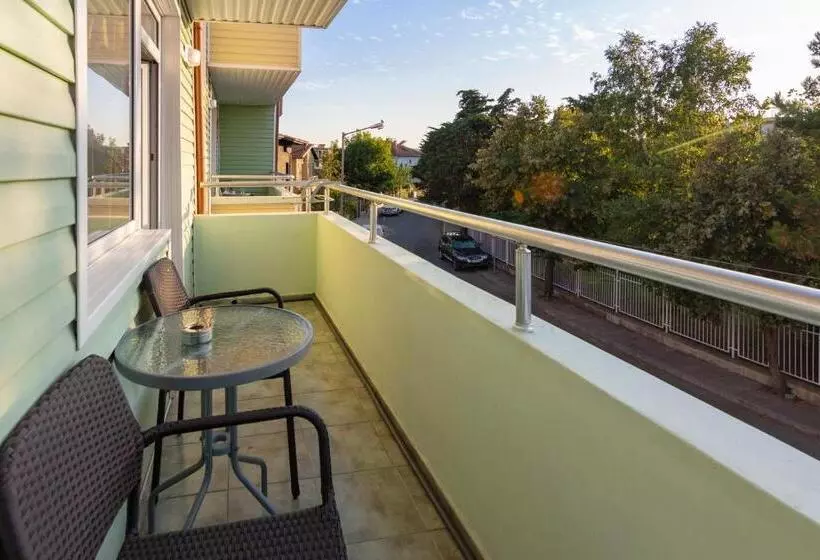 پانسیون Guesthouse Sunny Dream