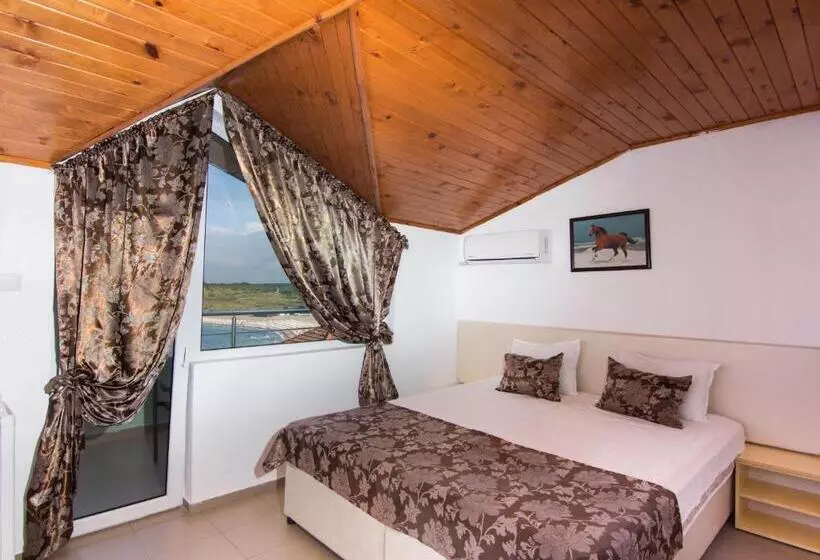 پانسیون Guesthouse Sunny Dream