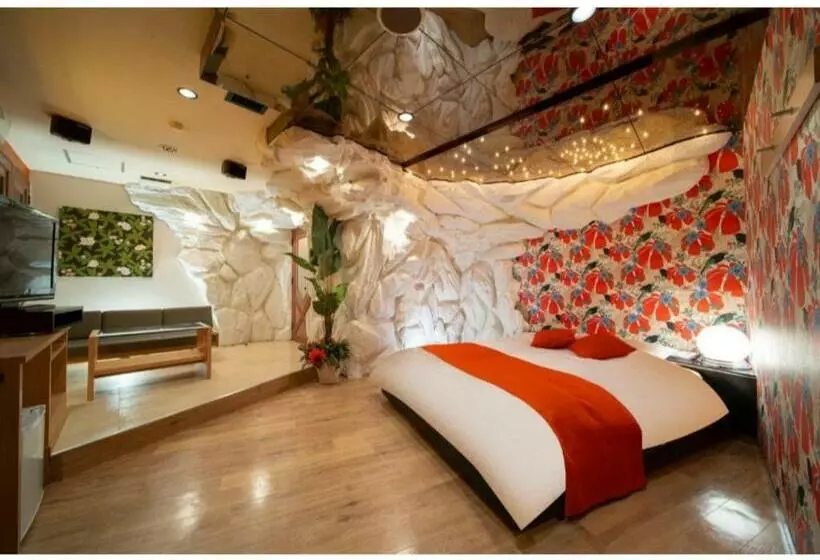Royal Hotel Uohachi Bettei   Vacation Stay 81417