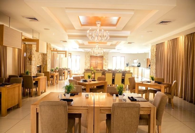 Africanos Country Estate