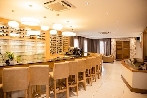 Africanos Country Estate