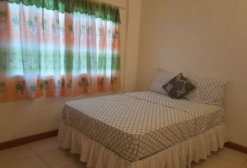 Date Palms Apartments