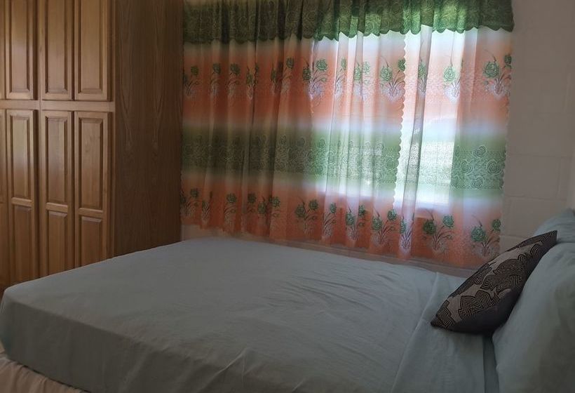 Date Palms Apartments