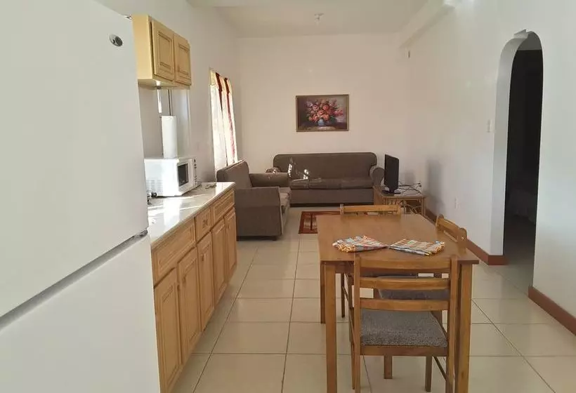 Date Palms Apartments