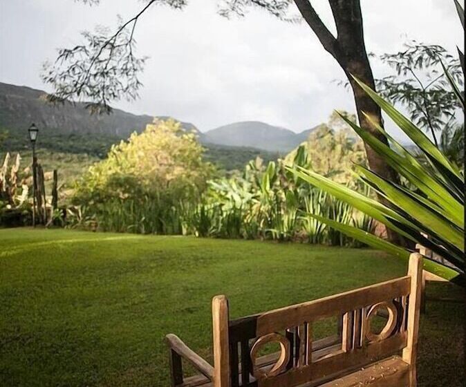 ホテル Almaserra Vila