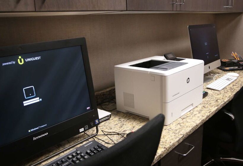 Отель Hampton Inn Lexington Medical Center