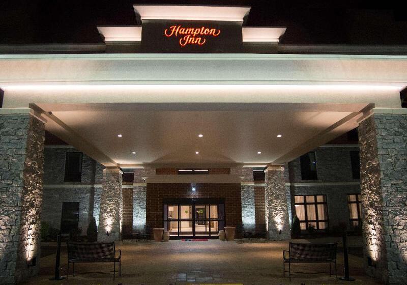 Отель Hampton Inn Lexington Medical Center